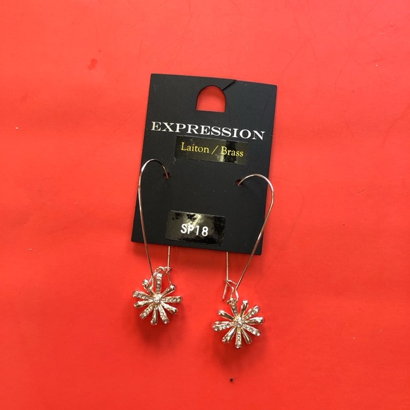 Sparkling dangling earrings - Picture 4 of 4